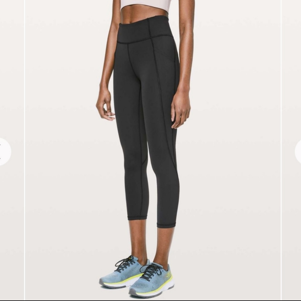 Lululemon Time to Sweat black patterned crop leggings 23" size 4